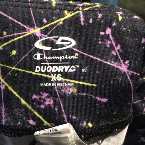 Yoga shorts - Picture 2 of 2