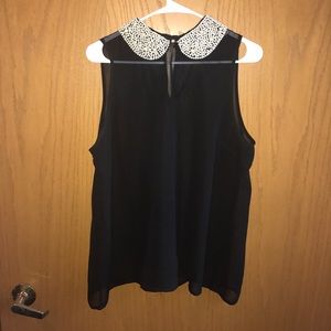 Black see through pearl beaded collar.