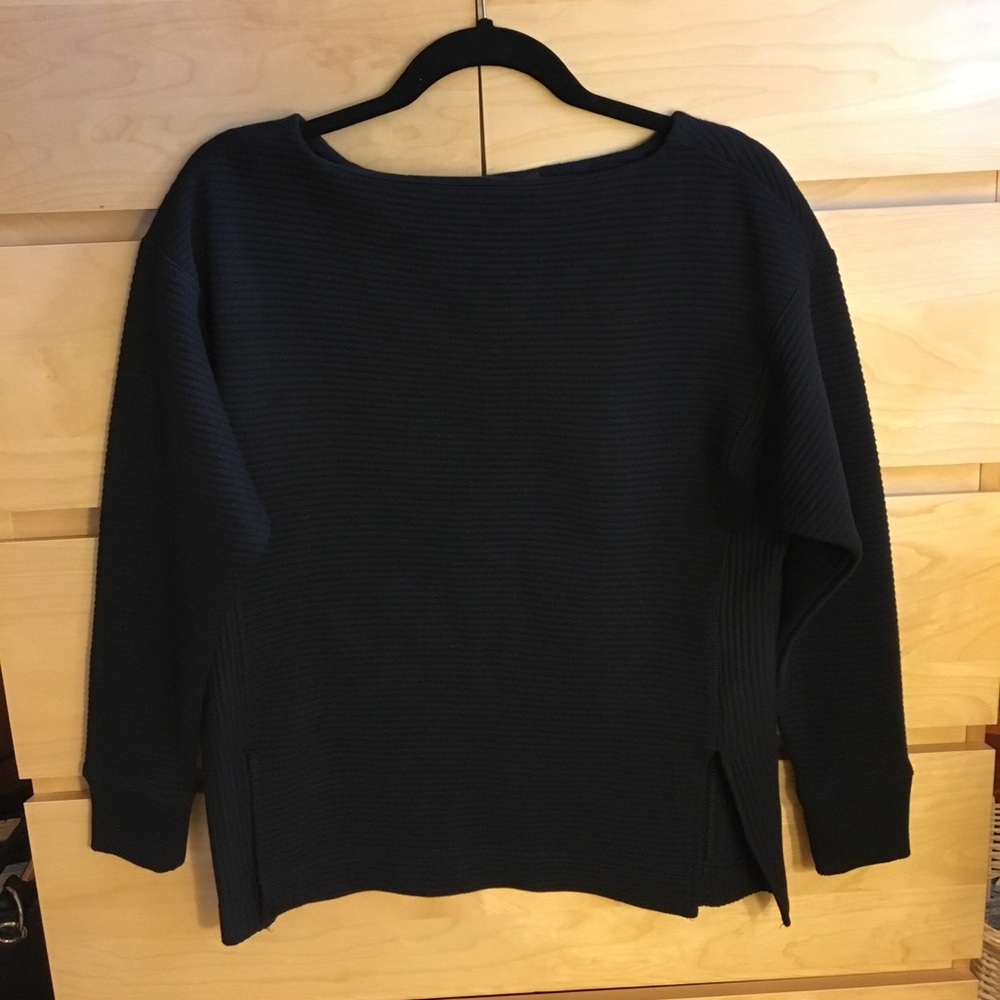 Loose black sweater