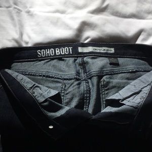 DKNY Jeans - DKNY Jeans. SOHO BOOT. Dark Wash. Like New. Size 6 DKNY Jeans - DKNY Jeans. SOHO BOOT. Dark Wash. Like New. Size 6