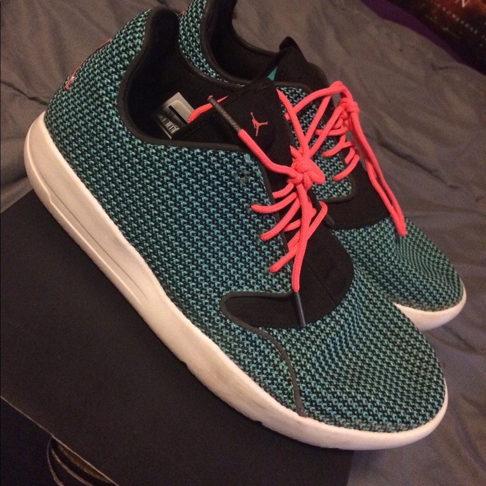 Jordan Eclipse
