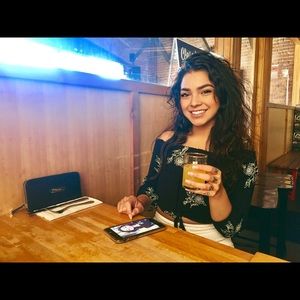 Meet your Posher, Marissa