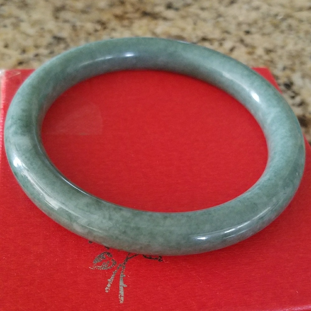 !!SOLD!! Jade Bangle