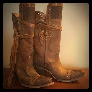 New Corral Fish Riding Boot with Ostrich Skin Sz 8