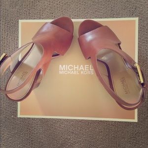 MICHAEL KORS Josephine Wedge