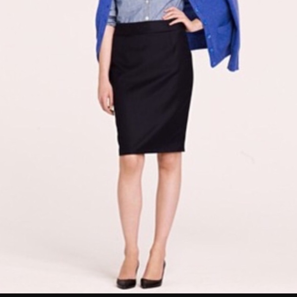‼️SALE‼️J. Crew black pencil skirt with pockets