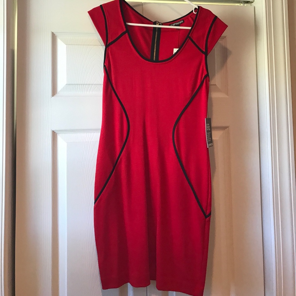 FINAL PRICE✨New with tags red Express mini dress❤️