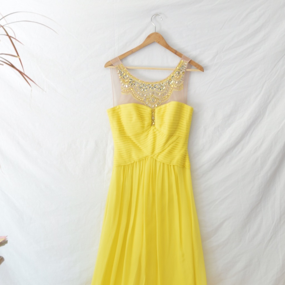 BCBG Maxazria
