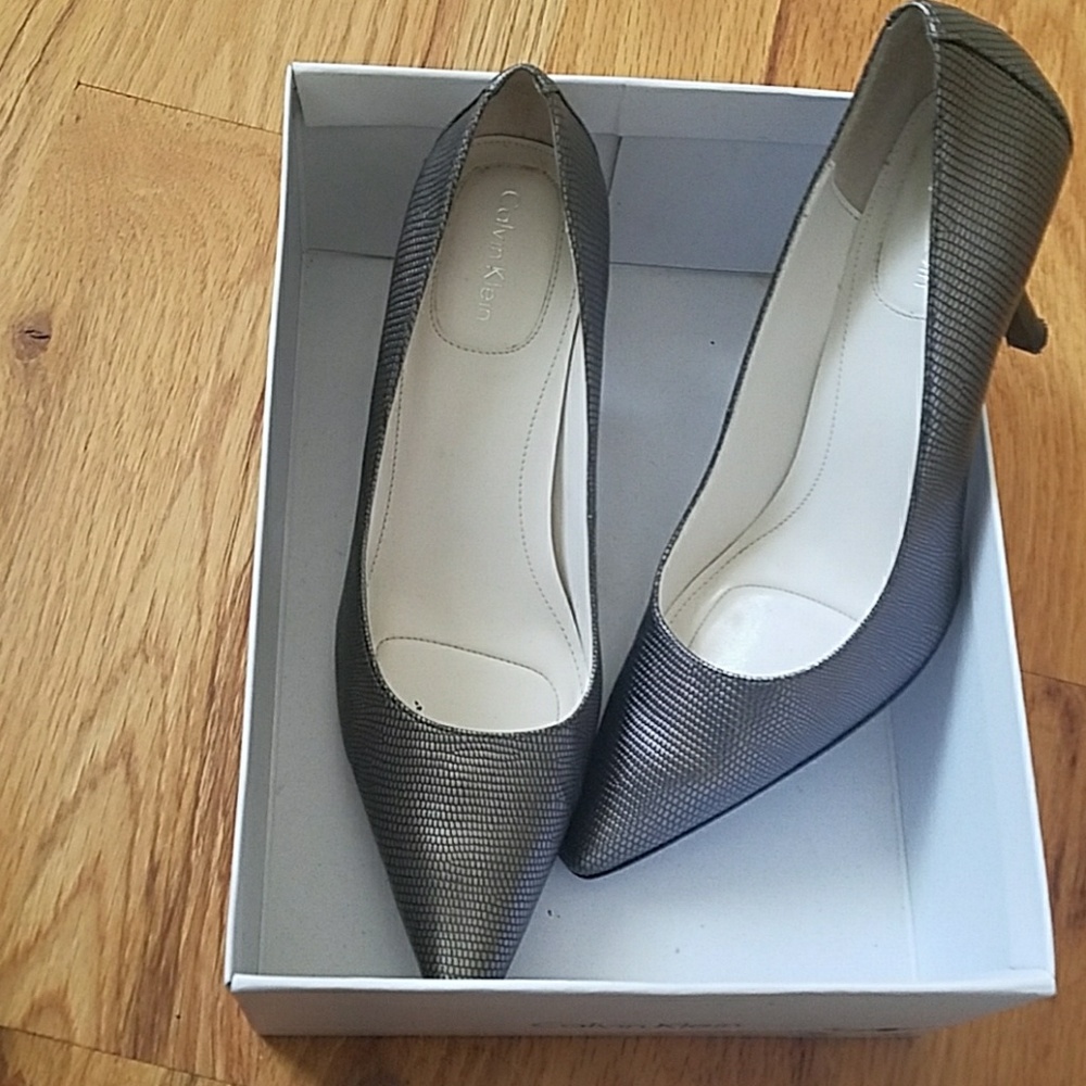 Calvin Klein pumps
