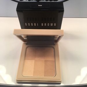 Bobbi Brown Nude Finish Illuminating Powder