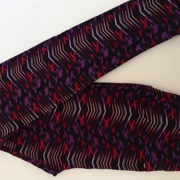 LulaRoe OS Airplane leggings - Picture 1 of 1