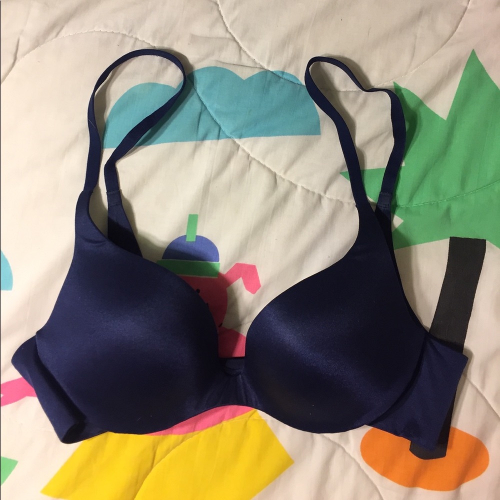 victoria's secret push up bra 34B