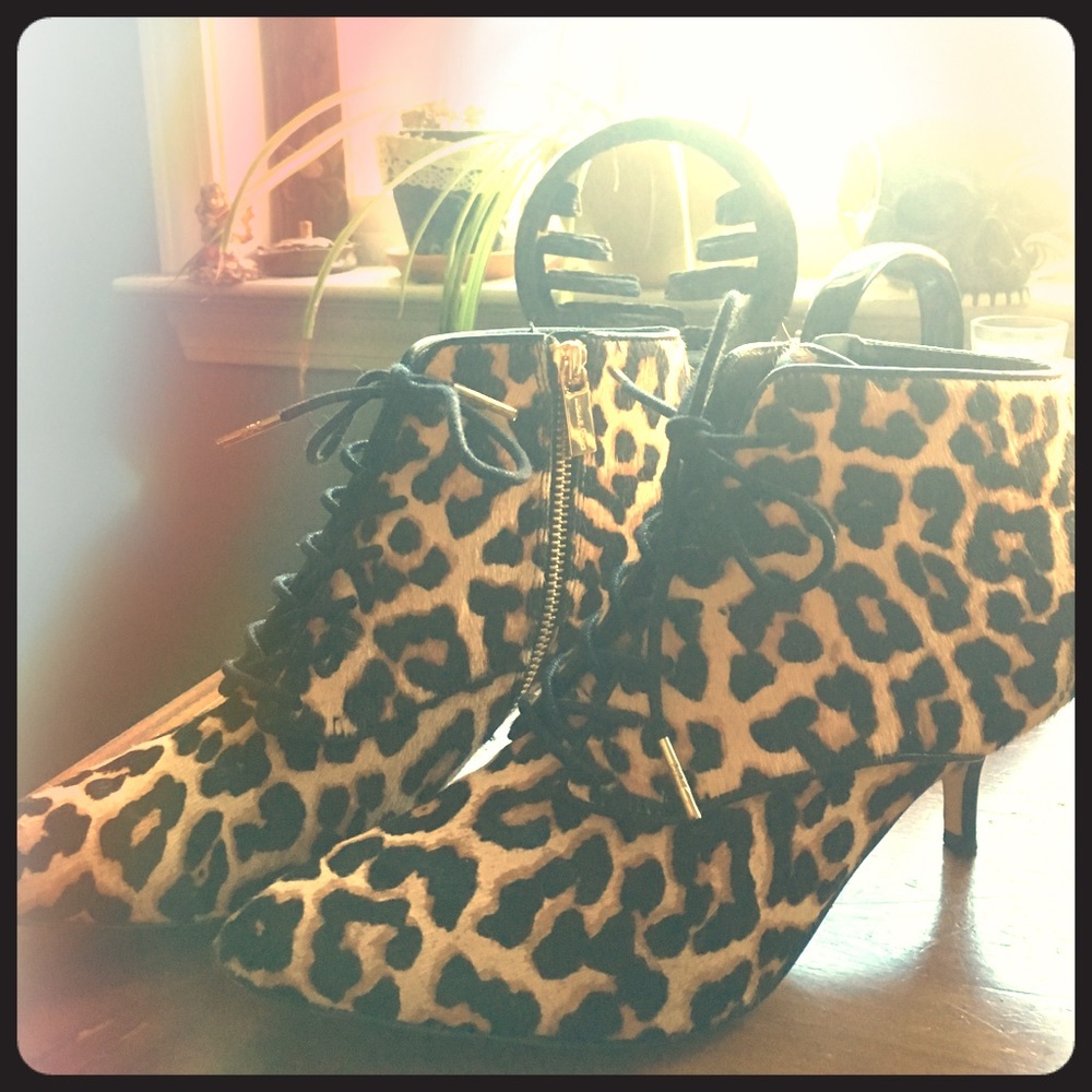 Michael Kors Leopard heels