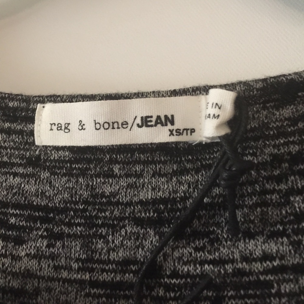 Rag And Bone Twist Top Size Xs. - image 5
