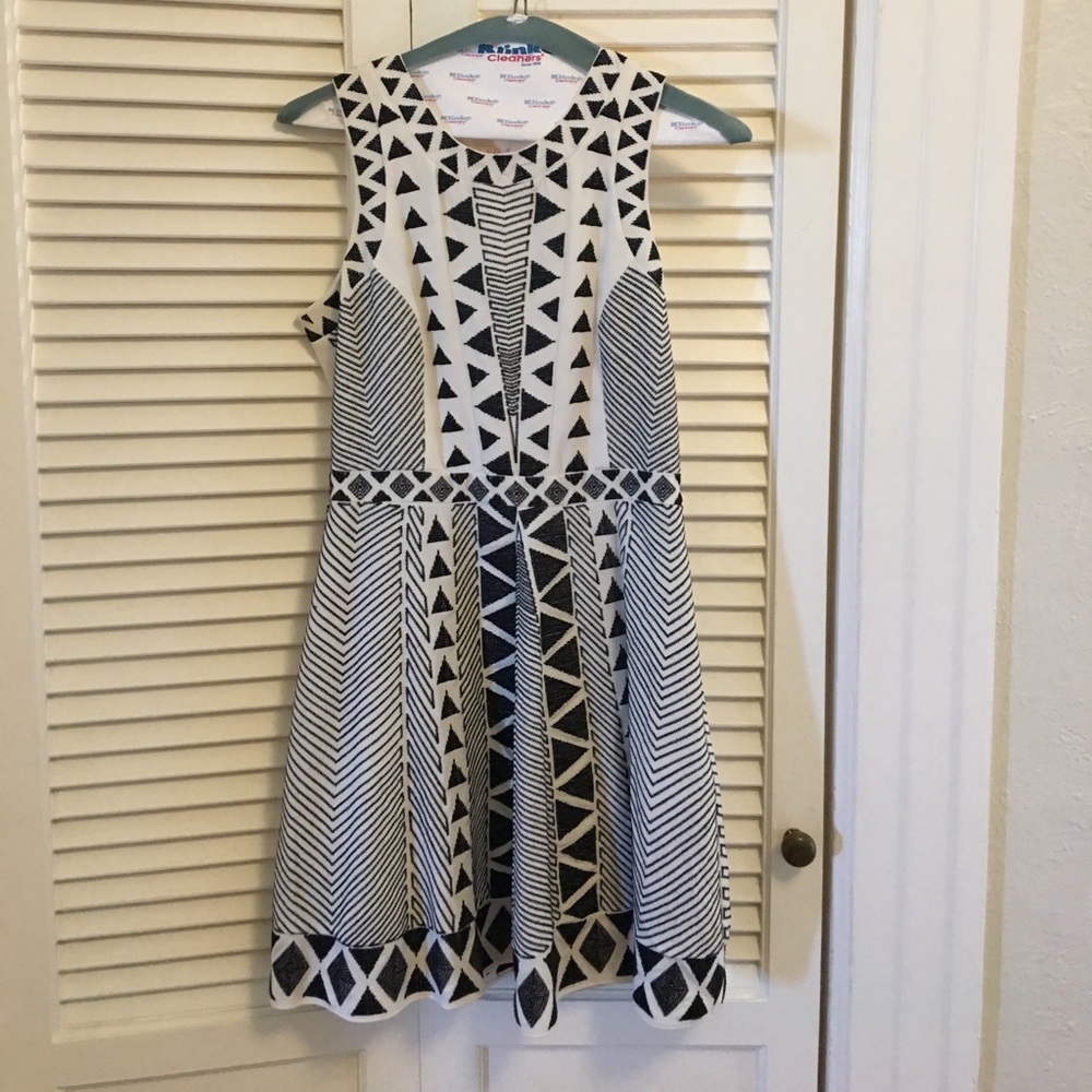 Parker black and white geometric pattern dress