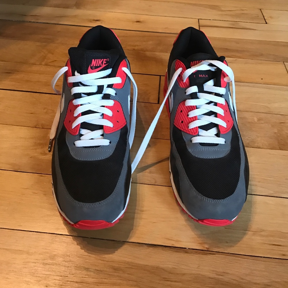 Nike Airs