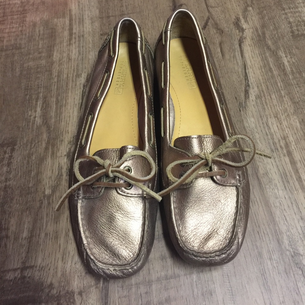 ⚡️Sale:Pale gold sperry size 9