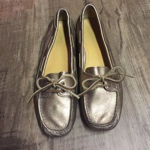 ⚡️Sale:Pale gold sperry size 9