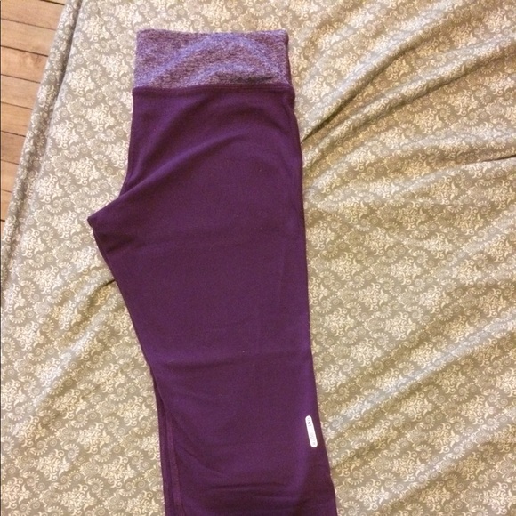 Yoga pants - Picture 2 of 4