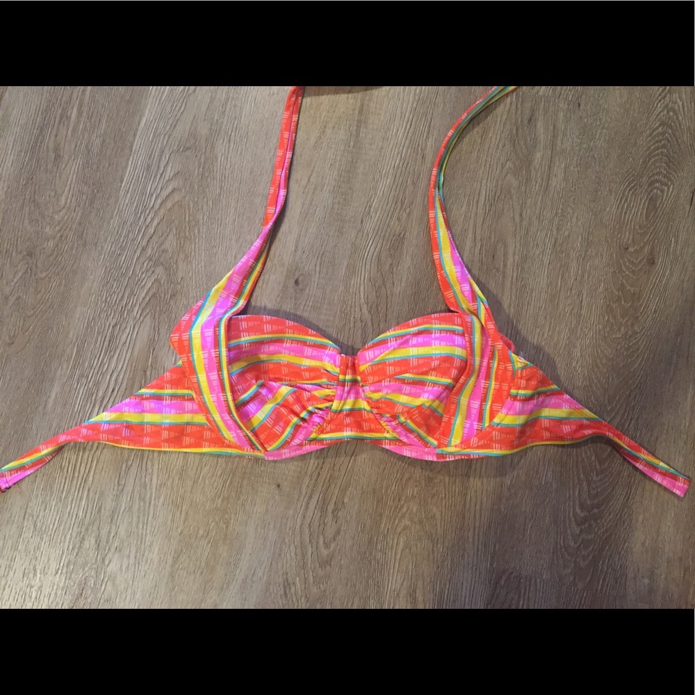 Bathing suit top