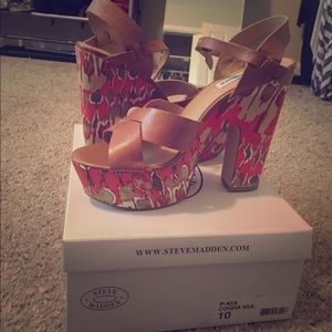 Steve Madden P-Kia Cogna multicolor heels