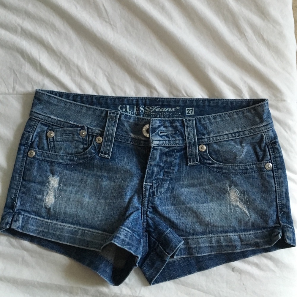 Brand new guess shorts without tags