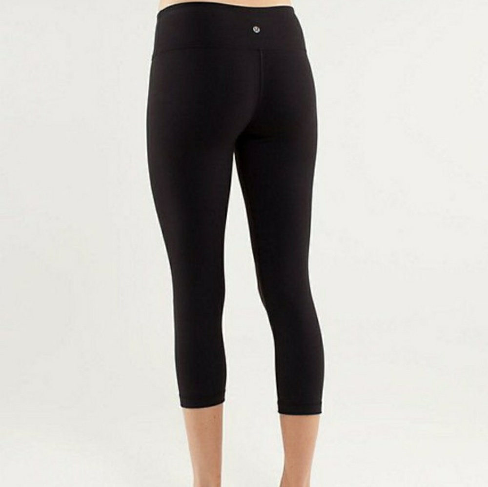Lululemon wunder under crop size 4
