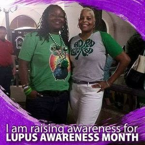 Meet your Posher, Mona staykillem