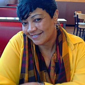 Meet your Posher, Debra