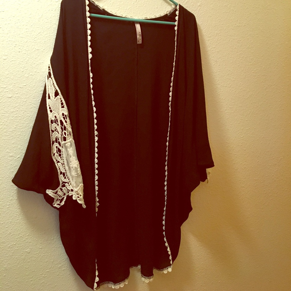Lace sleeve cardigan