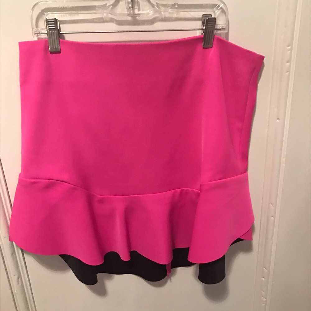 Pink mini skirt (high low)