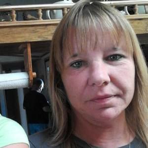 Meet your Posher, Ella