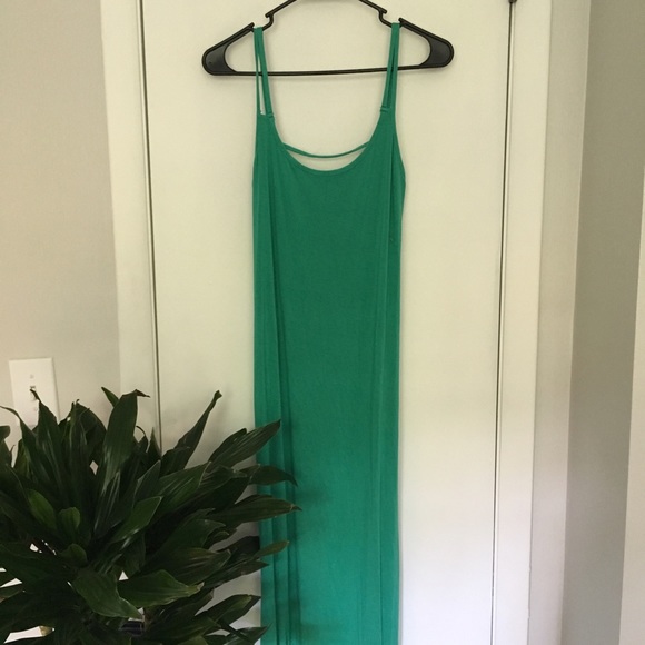 ✨ CLOSET CLOSING TONIGHT Emerald Arden B Dress - Picture 2 of 4