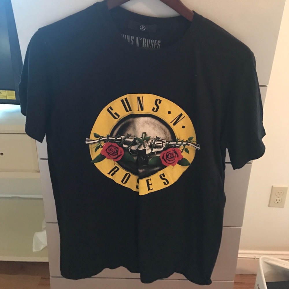 Guns & roses shirt only worn once