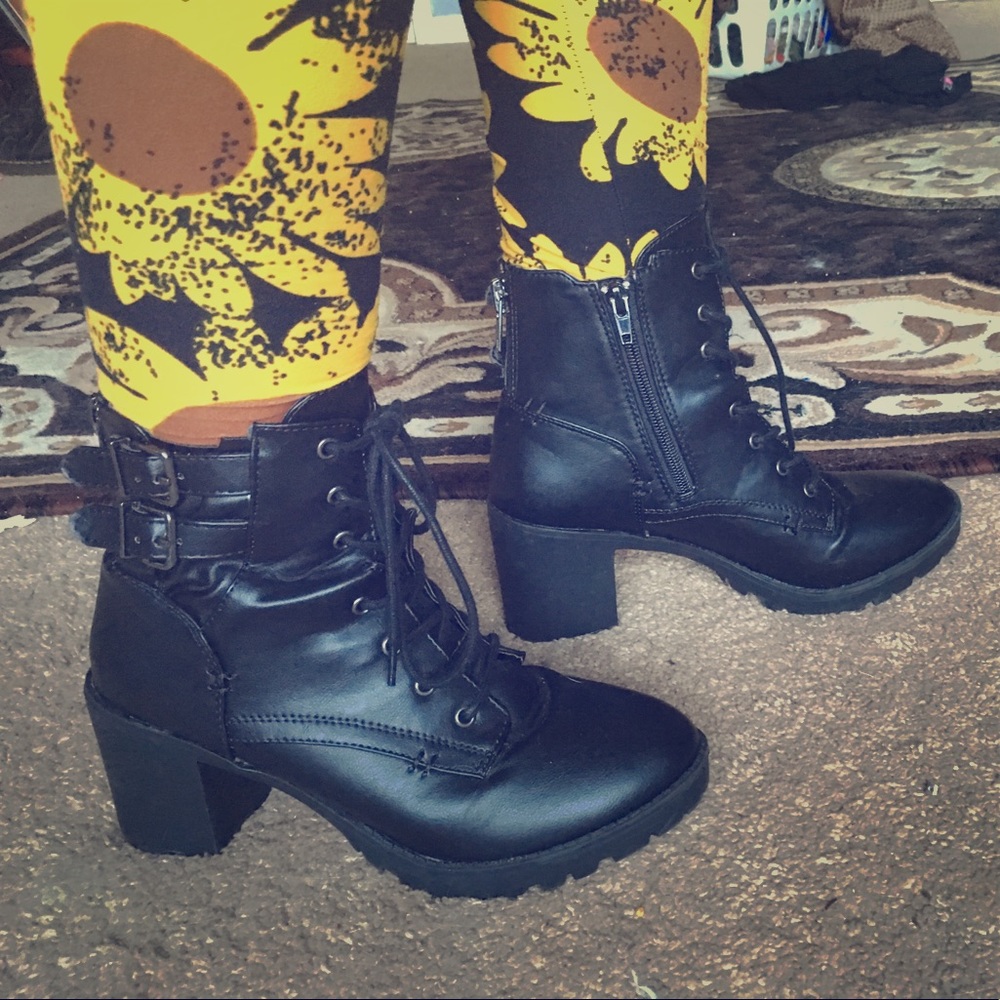 Steve Madden combat boot style shoes