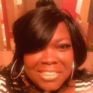 Meet your Posher, Zelphia