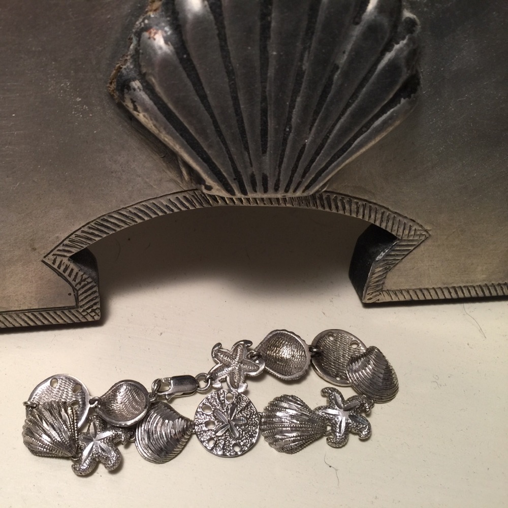 Silver bracelet- seashells