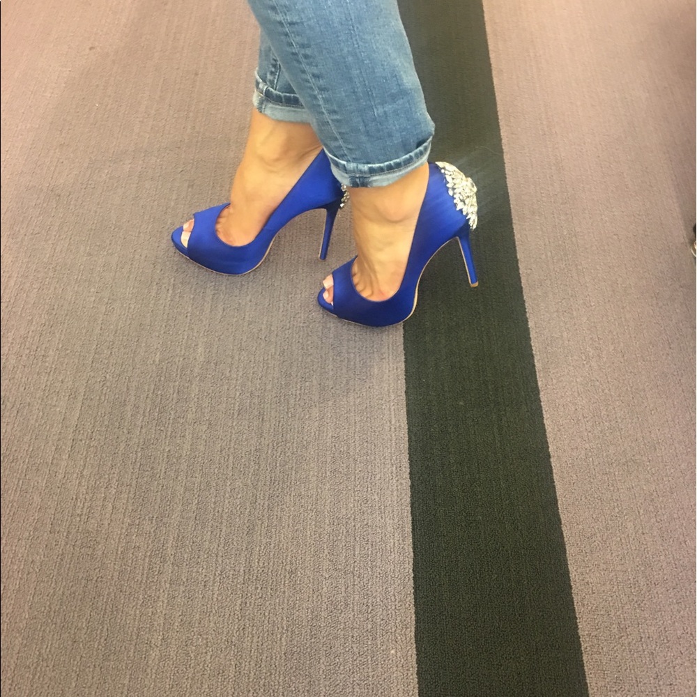 Badgley Mischka Kiara royal blue heels