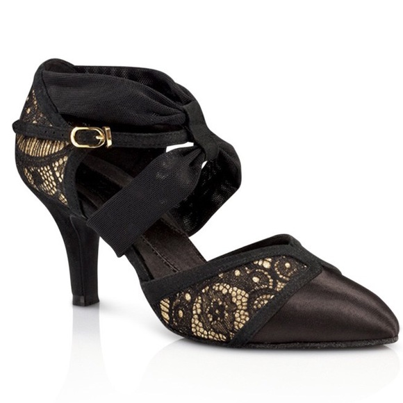 Capezio Shoes - Closed Toe Ballroom Shoes 👠 by Capezio 💃