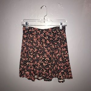 Floral skater skirt 🌸