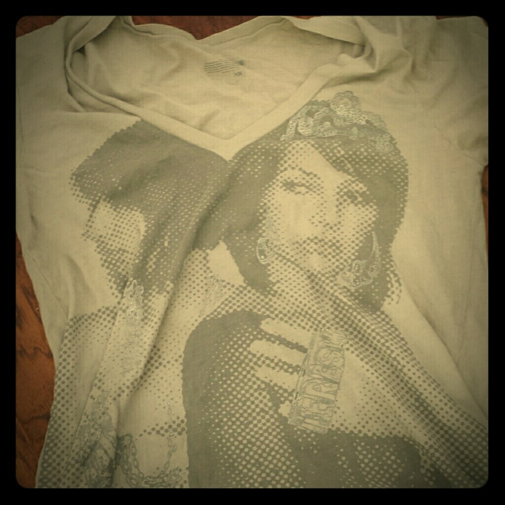 Old Navy tee
