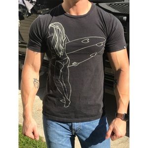 SURFER GIRL outline t-shirt Size: M