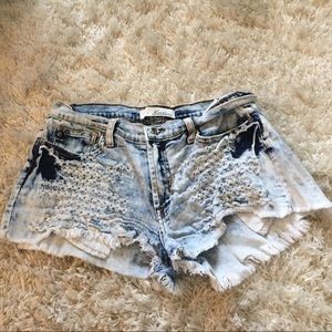 Acid washed shorts