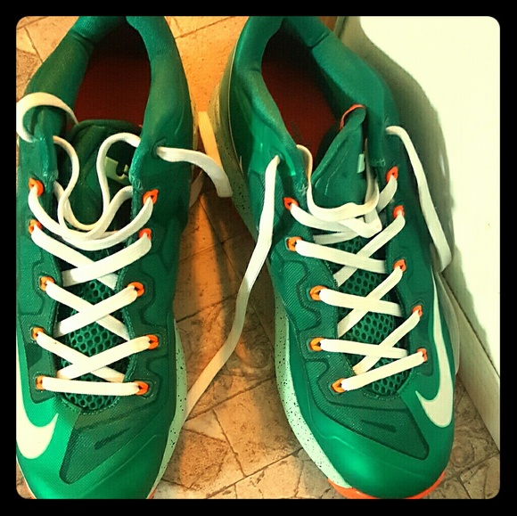 Nike size 11 - Picture 1 of 2