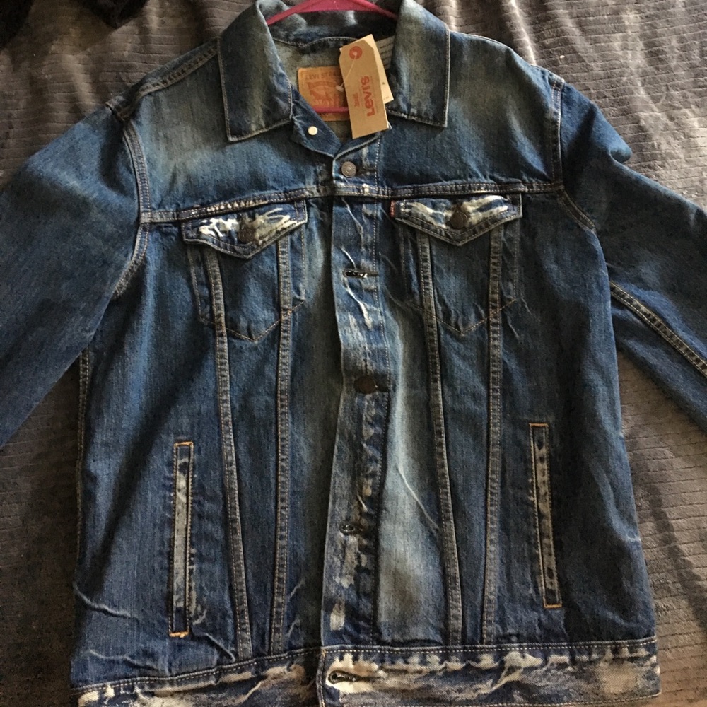 Men's Levi's denim jacket