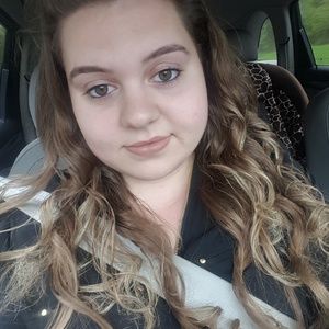 Meet your Posher, Bianca