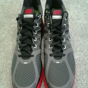 Nike's - 1 hour Only