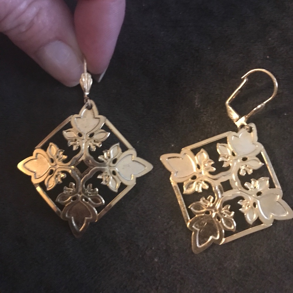 Beautiful Cutout Earrings