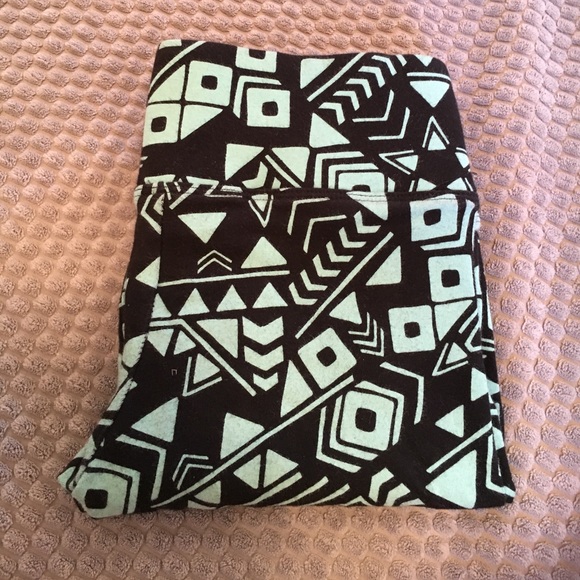 Pattern leggings by VS PINK - Picture 1 of 3
