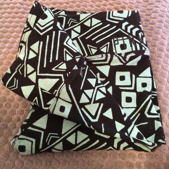 Pattern leggings by VS PINK - Picture 2 of 3